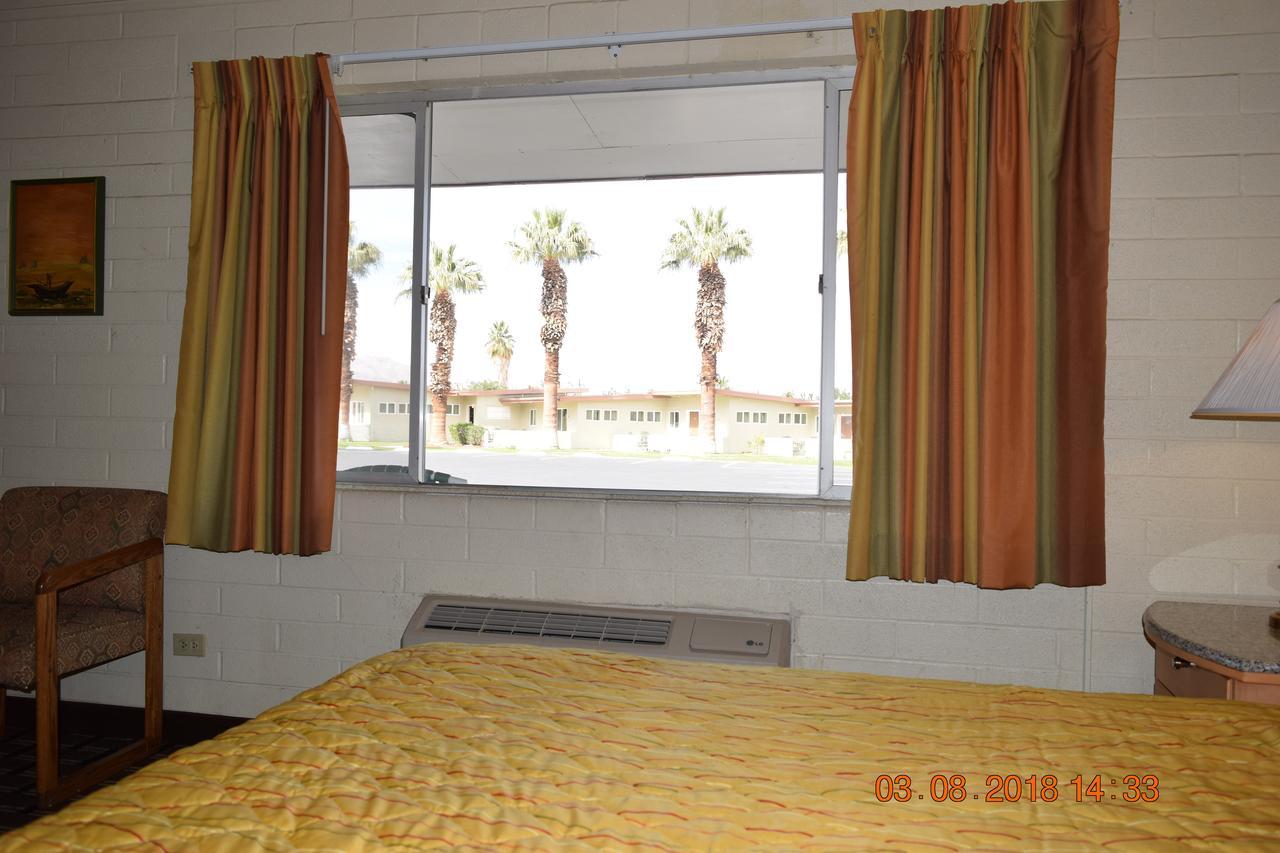 Stanlunds Inn And Suites 보레고 스프링스 외부 사진