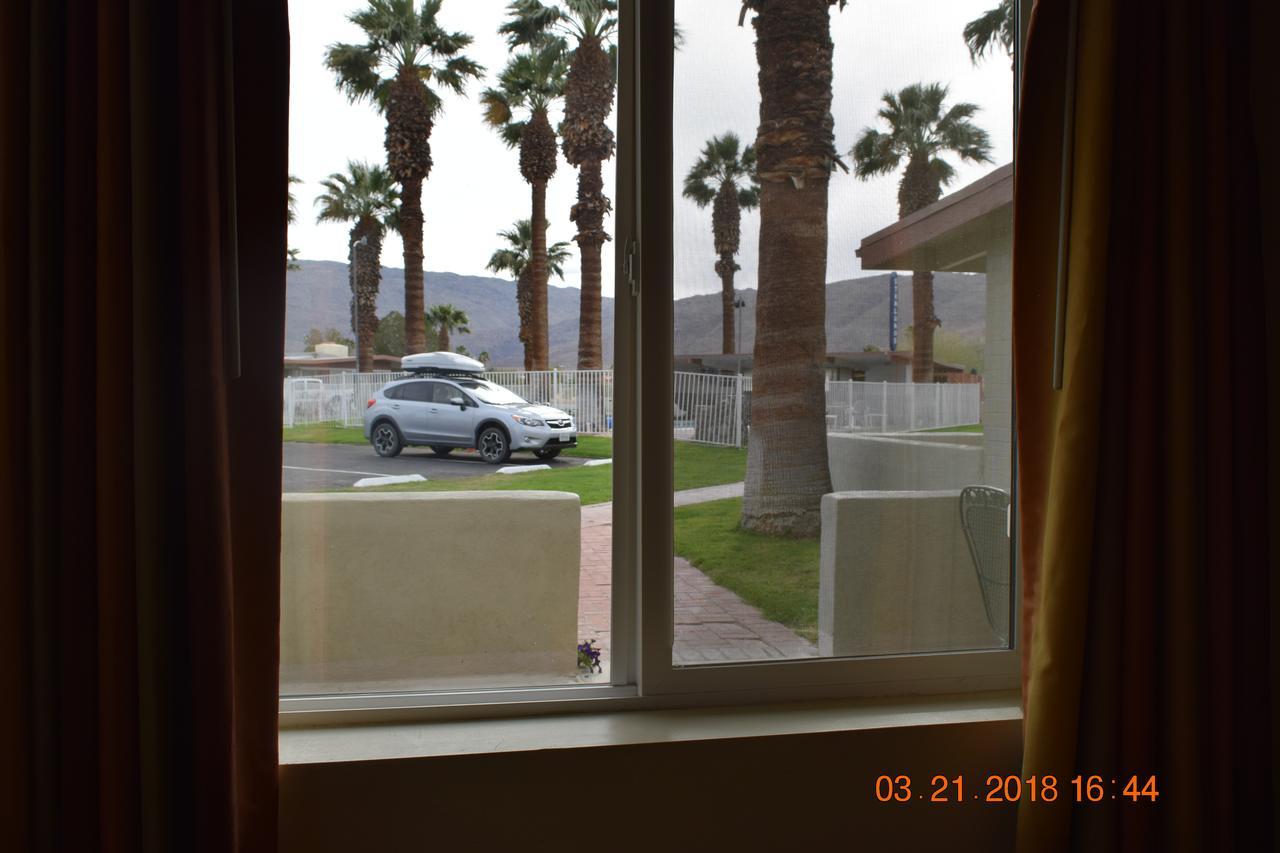 Stanlunds Inn And Suites 보레고 스프링스 외부 사진
